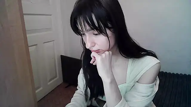 Snapshot of ElizaSwon chatting on September 2025 03:12:02 PM ElizaSwon online show from September 2025 03:12:02 PM