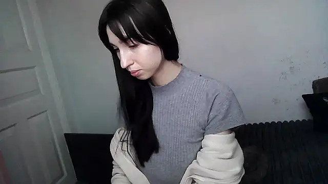 Snapshot of ElizaSwon chatting on September 2025 02:29:02 PM ElizaSwon online show from September 2025 02:29:02 PM