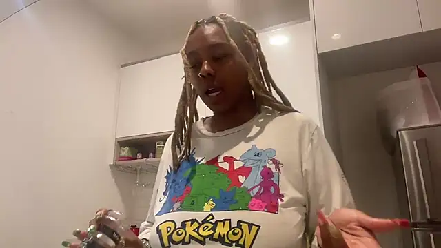 ChocolateCakeQueen online show from January 2025 03:43:01 AM