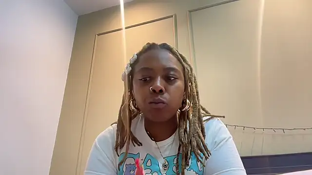 ChocolateCakeQueen online show from January 2025 12:12:02 AM
