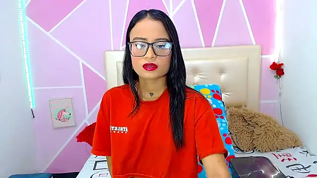 Snapshot of AngeDrty chatting on November 2025 10:34:02 PM AngeDrty online show from November 2025 10:34:02 PM