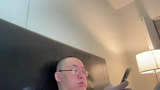 Snapshot of slaveasianboy chatting on January 2025 03:47:01 PM slaveasianboy online show from January 2025 03:47:01 PM