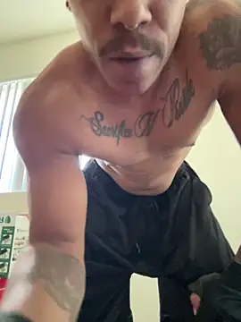 Snapshot of MidnightFlexxx chatting on December 2024 04:06:01 PM MidnightFlexxx online show from December 2024 04:06:01 PM