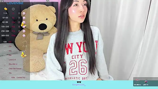 Snapshot of SophiaLiu chatting on January 2025 11:49:02 PM SophiaLiu online show from January 2025 11:49:02 PM