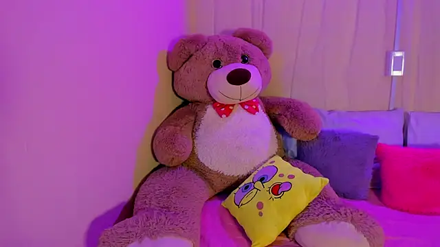 Snapshot of moll1e_ chatting on December 2025 09:01:02 PM moll1e online show from December 2025 09:01:02 PM