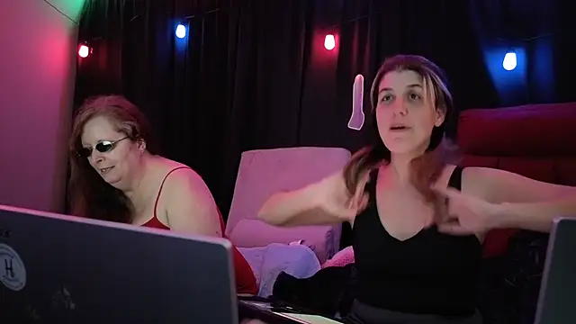 Sexy Mama-69 online show from September 2025 04:54:01 PM