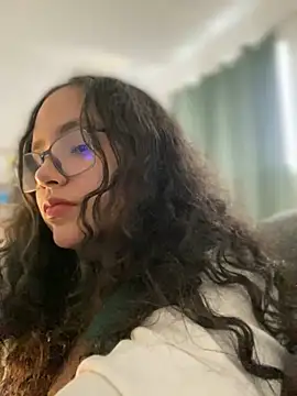 Snapshot of CurlyGirl_1 chatting on December 2024 03:55:01 PM CurlyGirl 1 online show from December 2024 03:55:01 PM