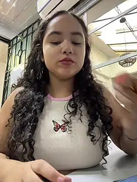 Snapshot of CurlyGirl_1 chatting on January 2025 12:04:02 PM CurlyGirl 1 online show from January 2025 12:04:02 PM