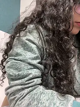 Snapshot of CurlyGirl_1 chatting on January 2025 06:27:02 PM CurlyGirl 1 online show from January 2025 06:27:02 PM