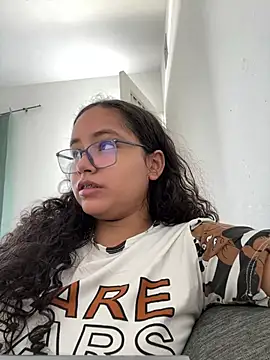 Snapshot of CurlyGirl_1 chatting on January 2025 03:03:01 PM CurlyGirl 1 online show from January 2025 03:03:01 PM