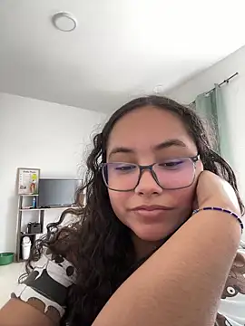 Snapshot of CurlyGirl_1 chatting on January 2025 04:38:01 PM CurlyGirl 1 online show from January 2025 04:38:01 PM