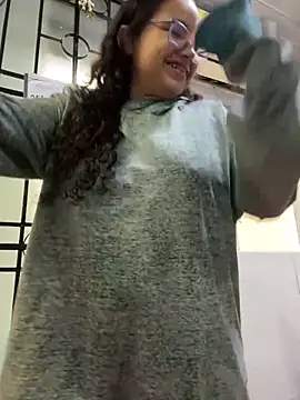 Snapshot of CurlyGirl_1 chatting on February 2025 05:33:01 PM CurlyGirl 1 online show from February 2025 05:33:01 PM