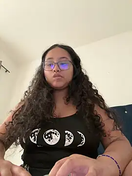 Snapshot of CurlyGirl_1 chatting on February 2025 07:43:02 PM CurlyGirl 1 online show from February 2025 07:43:02 PM