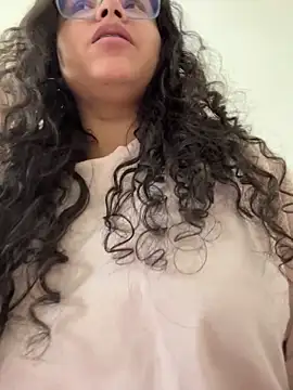 Snapshot of CurlyGirl_1 chatting on March 2025 12:09:02 PM CurlyGirl 1 online show from March 2025 12:09:02 PM