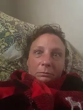 Snapshot of Everlyrose27 chatting on September 2025 05:16:01 PM Everlyrose27 online show from September 2025 05:16:01 PM