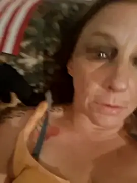 Snapshot of Everlyrose27 chatting on December 2025 07:15:02 AM Everlyrose27 online show from December 2025 07:15:02 AM