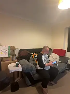 LondonTeffy online show from October 2025 09:26:02 PM