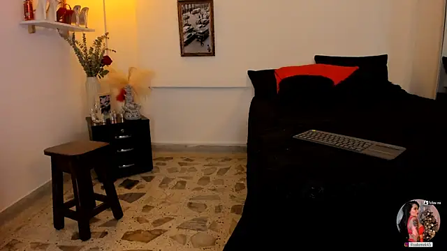 leslie k online show from March 2025 10:20:02 AM