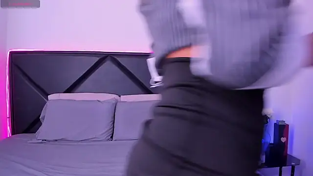 Snapshot of ScarlettAndClark chatting on October 2025 03:55:01 PM ScarlettAndClark online show from October 2025 03:55:01 PM