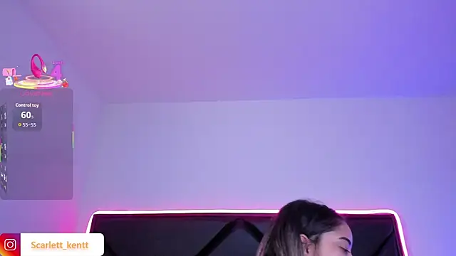 Snapshot of ScarlettAndClark chatting on November 2025 12:08:02 PM ScarlettAndClark online show from November 2025 12:08:02 PM