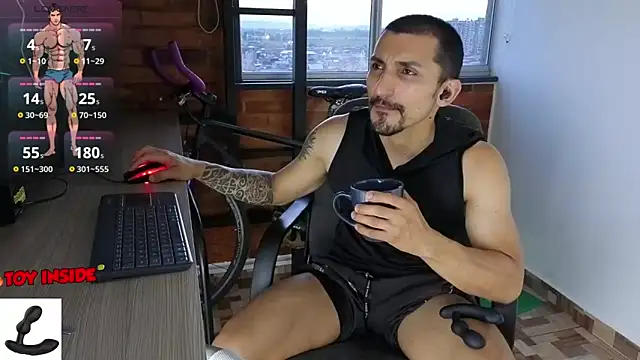 Marck Muscle online show from September 2025 10:57:02 PM