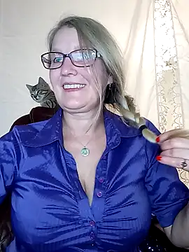 irinamaux online show from January 2025 05:49:01 PM