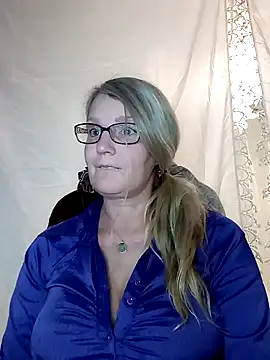 irinamaux online show from January 2025 05:33:01 PM