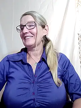 irinamaux online show from January 2025 01:35:02 PM