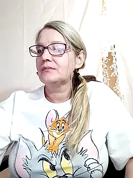 irinamaux online show from January 2025 11:37:02 AM
