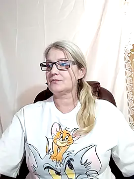 irinamaux online show from January 2025 04:03:01 PM