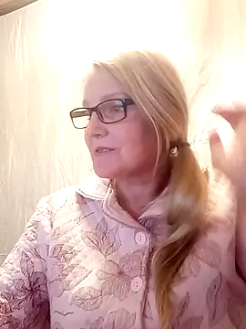 irinamaux online show from February 2025 04:47:01 PM