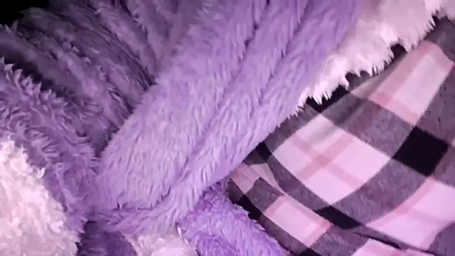 Snapshot of SEXY-ZENA chatting on October 2025 01:17:02 AM SEXY-ZENA online show from October 2025 01:17:02 AM