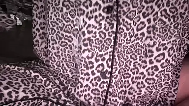 Snapshot of SEXY-ZENA chatting on November 2025 12:45:02 AM SEXY-ZENA online show from November 2025 12:45:02 AM