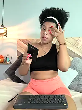 EmmilyBrant online show from December 2024 01:33:02 PM