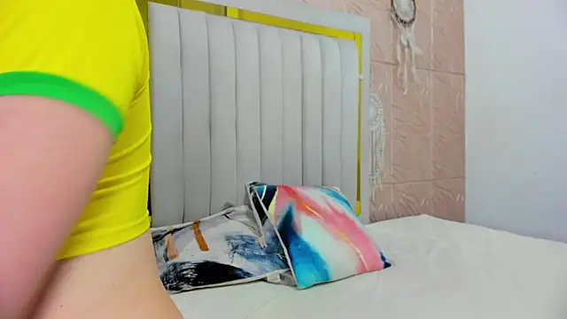 Snapshot of Ammy_Connor1 chatting on November 2025 08:21:02 PM Ammy Connor1 online show from November 2025 08:21:02 PM