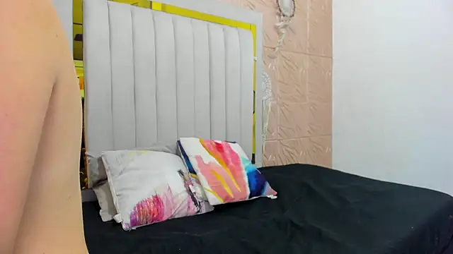 Snapshot of Ammy_Connor1 chatting on November 2025 08:16:01 PM Ammy Connor1 online show from November 2025 08:16:01 PM