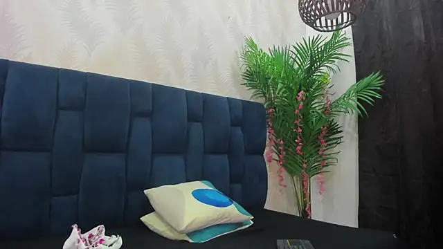 Snapshot of Ammy_Connor1 chatting on November 2025 10:01:02 PM Ammy Connor1 online show from November 2025 10:01:02 PM