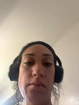 starrynikki online show from January 2025 07:43:01 PM