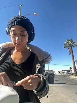 starrynikki online show from January 2025 07:46:01 PM