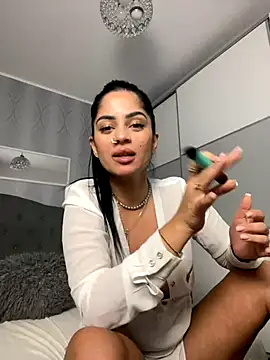  adelle online show from December 2024 02:22:01 PM