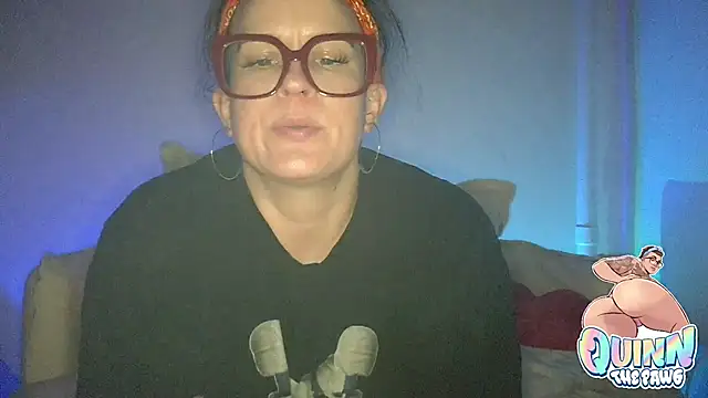 Snapshot of quinnmariexo chatting on November 2025 02:21:01 AM quinnmariexo online show from November 2025 02:21:01 AM