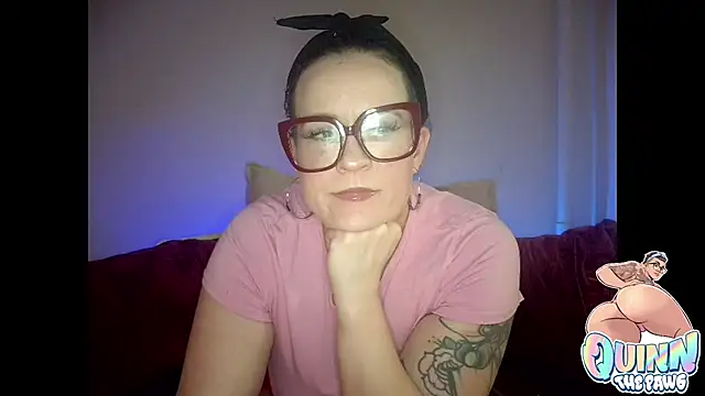 Snapshot of quinnmariexo chatting on November 2025 09:59:01 PM quinnmariexo online show from November 2025 09:59:01 PM