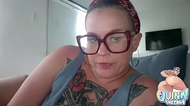 Snapshot of quinnmariexo chatting on December 2025 08:17:01 PM quinnmariexo online show from December 2025 08:17:01 PM