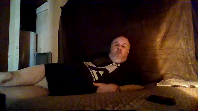 Nightshade7712 online show from September 2025 09:52:02 PM