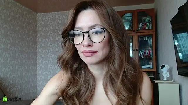 alicia spicy online show from September 2025 04:45:02 AM