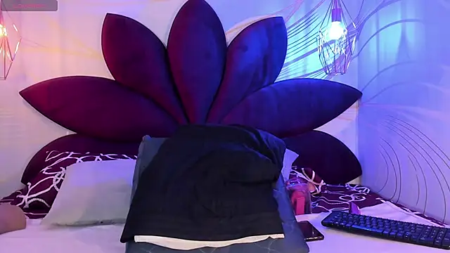 Alice simpson1 online show from February 2025 12:02:02 PM