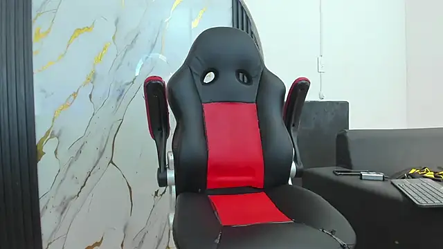 Snapshot of Hottwinkguys chatting on October 2025 11:49:02 PM Hottwinkguys online show from October 2025 11:49:02 PM