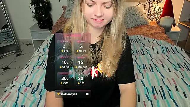 Snapshot of SmilingEmily_ chatting on December 2024 07:35:02 AM SmilingEmily online show from December 2024 07:35:02 AM