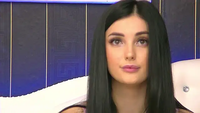 Snapshot of SophiaVilner chatting on January 2025 07:44:02 PM SophiaVilner online show from January 2025 07:44:02 PM