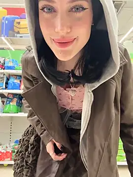 Snapshot of Melissa_crazy chatting on October 2025 03:36:01 PM Melissa crazy online show from October 2025 03:36:01 PM